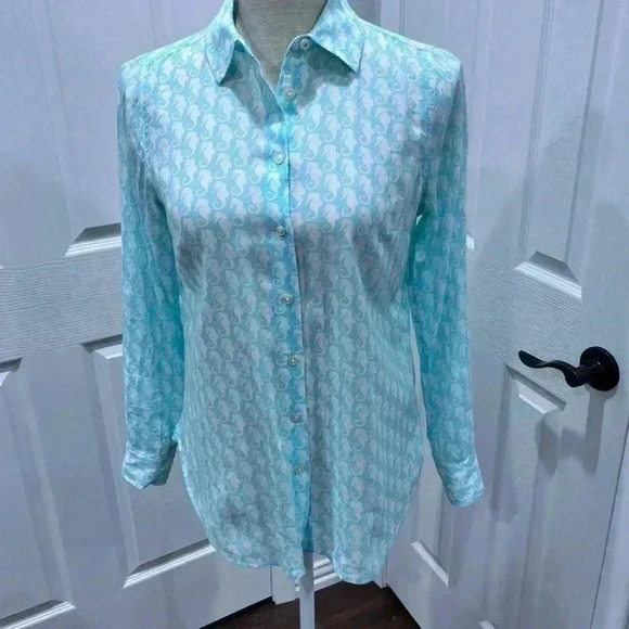 Talbots Petite Sea horse print button front shirt seaside vacation beach - Picture 2 of 9